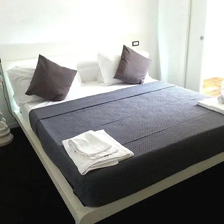 Municipio Prestige Guest house *